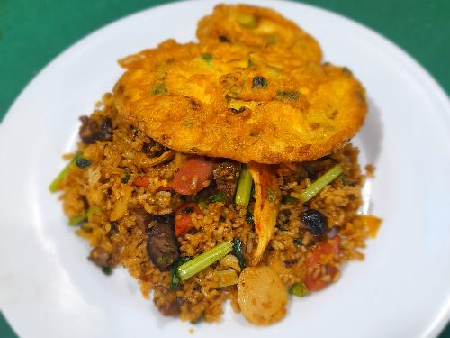Nasi Goreng Rizqiana Jaya: Rasa yang Bikin Laper Sampai Kepedean